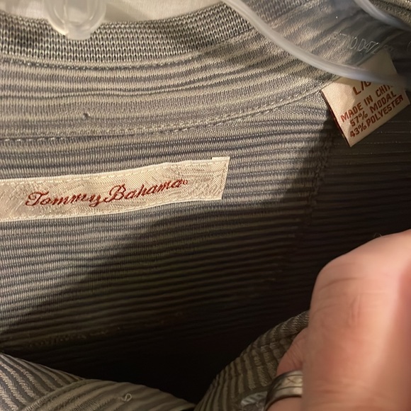 Tommy Bahama Men’s Gray Polo Sport Shirt Size Large - Picture 2 of 12